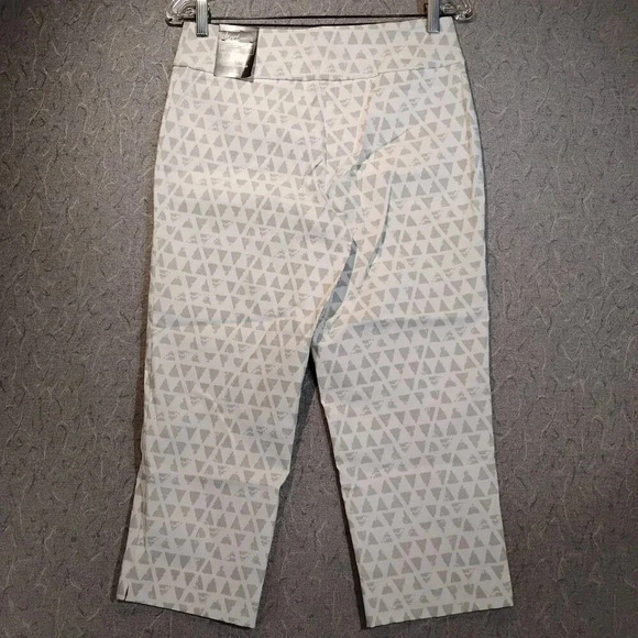 Denver  Hayes "Janet" Stretch Capri Pants Cream and Gray NWOT in Size 8 - Picture 5 of 12